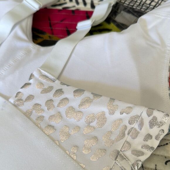 Fabletics White & Silver Leopard Print Sports Bra sz XS All Day Every Day Bra II - Picture 4 of 12